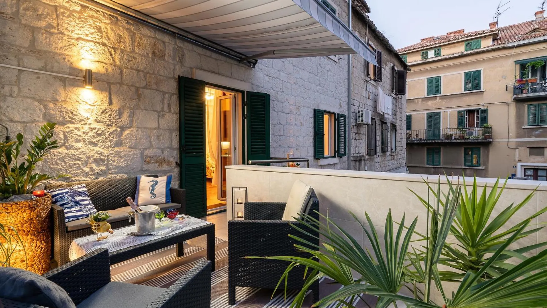 Camellia- Cozy Apartment Split 0*,  Croácia